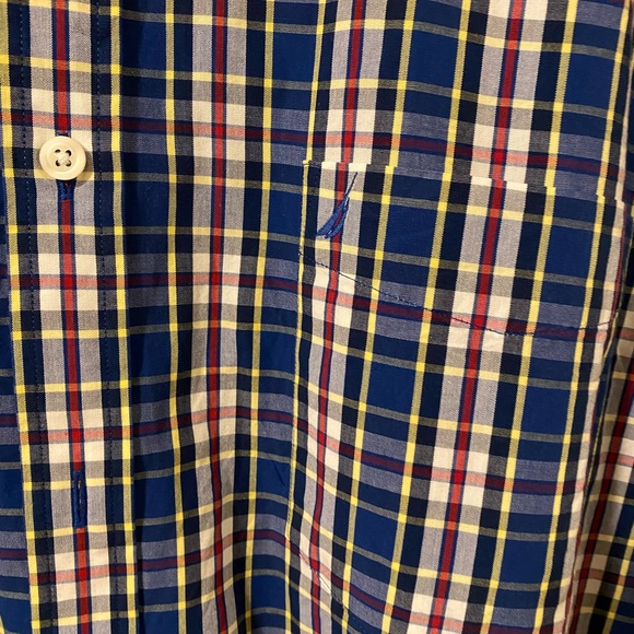 EUC Nautica Men’s Short Sleeve Dress Shirt Size XXL - Picture 2 of 4